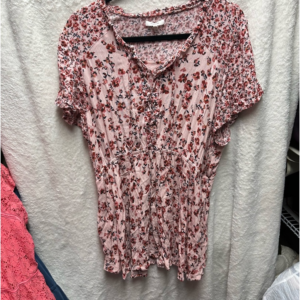 Maurice’s shirt size 1 (like an xxl). Pink floral